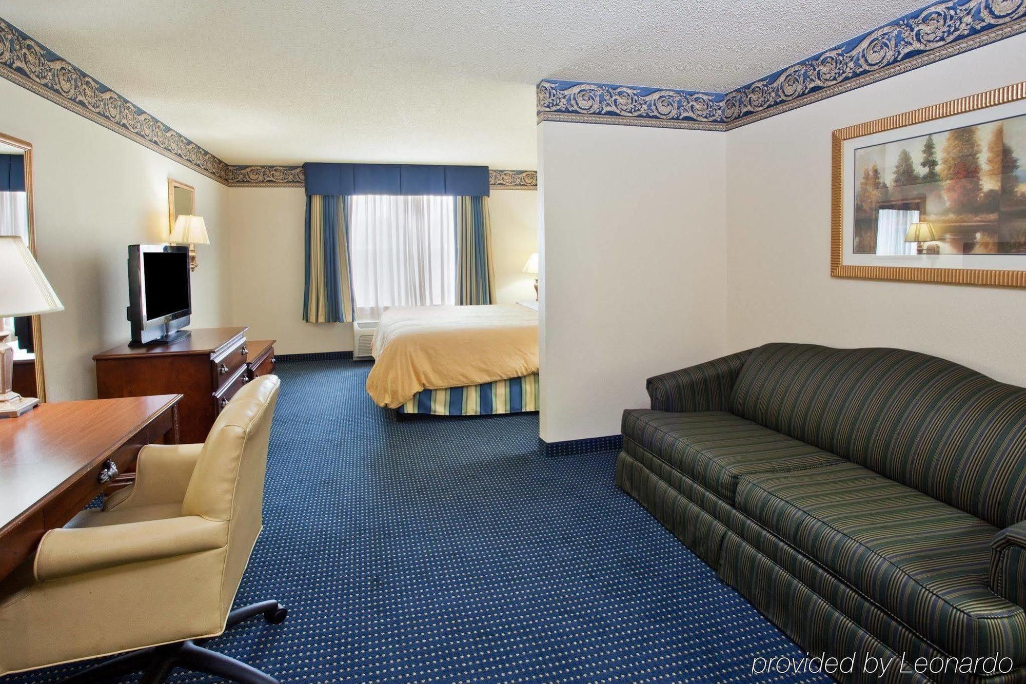 Country Inn & Suites By Radisson, Washington, D.C. East - Capitol Heights, Md מראה חיצוני תמונה